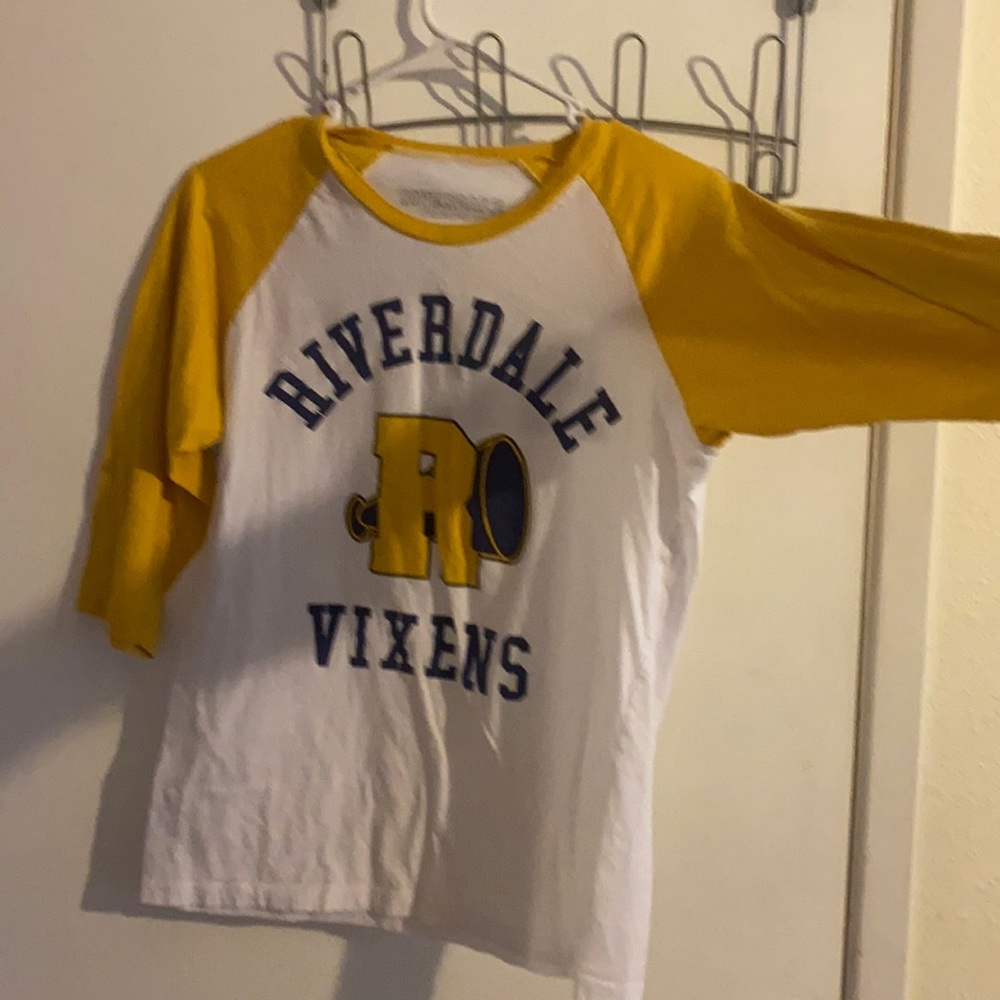 Riverdale tee.